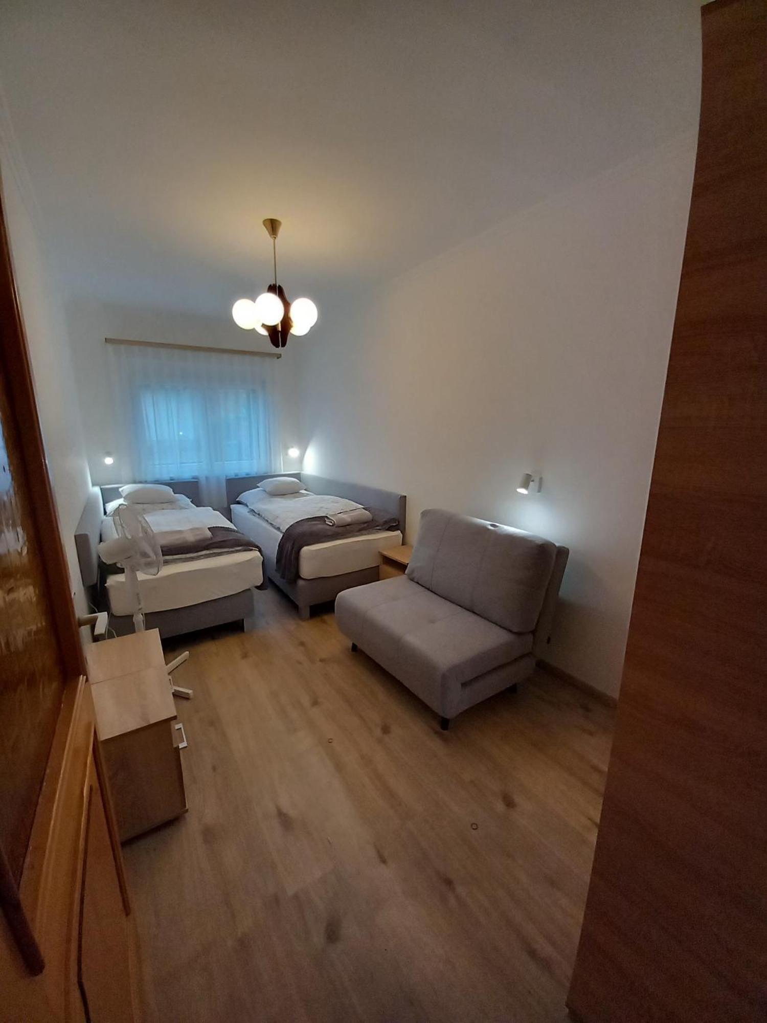 Fausztland Apartments Замарді Екстер'єр фото